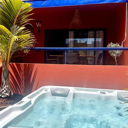 And Golf With Private Jacuzzi Μασπαλόμας