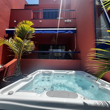 Semesterbostad And Golf With Private Jacuzzi *
